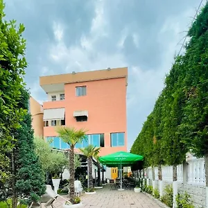 Bajovah & Restaurant Tirana