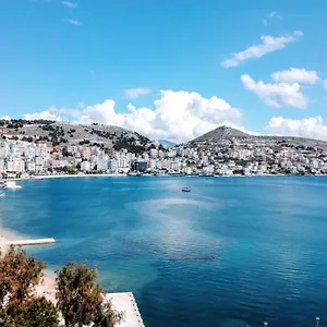 Apartment Eli's Seafront, Sarande